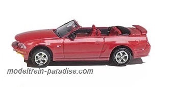38874 ... Ford Mustang GT Convertible ,,rood''
