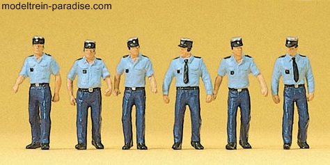 10341 ... Franse politieagenten in zomer-outfit