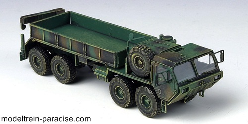 13412 ... US M977 8x8 Cargo truck Oshkosh