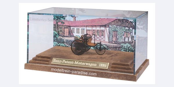 40005 ... Benz-Patent-Motorwagen "125 jahre Automobilgeschichte"