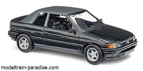 45702 ... Ford Escort Cabrio Zwart