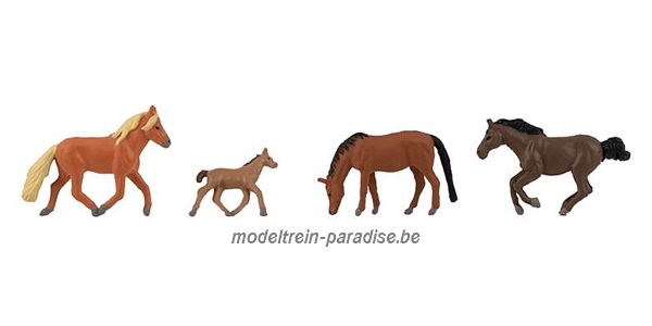 151912 ... Paarden ... 4 figuren