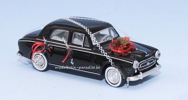 06215 ... Peugeot 403 berline '60 trouwauto ... Zwart