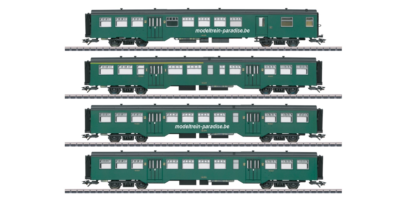 43546 ... SNCB … Set 4 personenrijtuigen M2 .. tp III